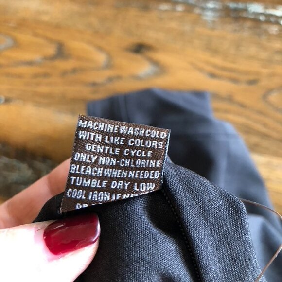 Adrienne Vittadini Women's Single Front Ruffle Gray Skirt Sz 12 - Picture 10 of 14